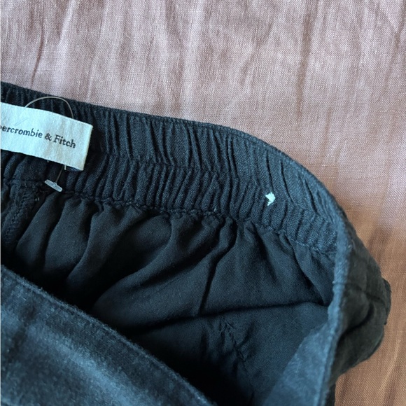 Abercrombie & Fitch Black High Waist Linen Blend Pull On Shorts - Picture 5 of 8
